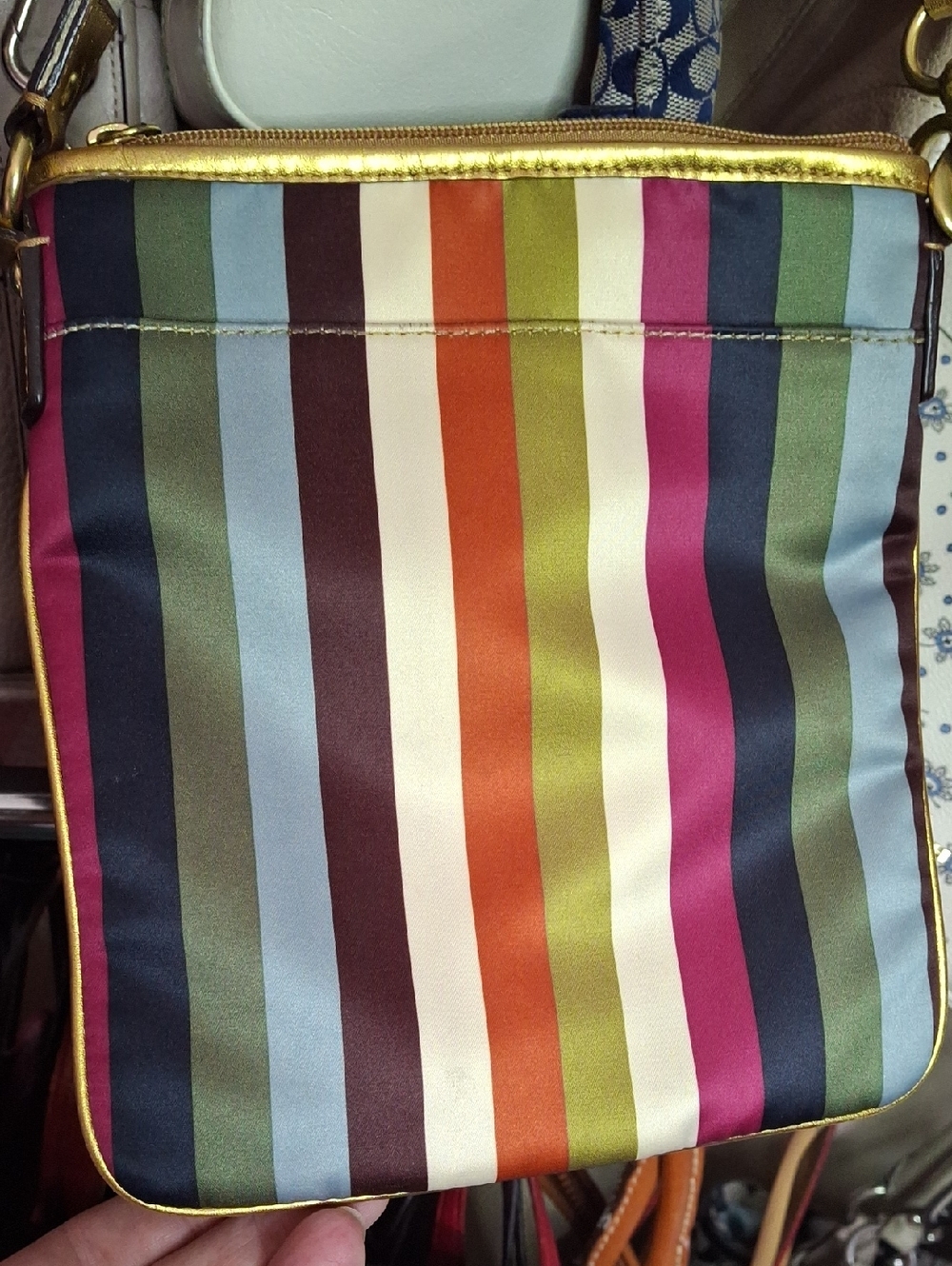 LN COACH LEGACY SATIN MULTI COLOR CROSSBODY - Picture 2 of 5